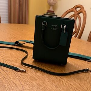 Coach Green Leather Crossbody Handbag with 2 Straps